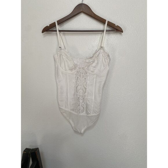 Free People White Lace Bodysuit – Women’s Small (NWOT) - Picture 1 of 6
